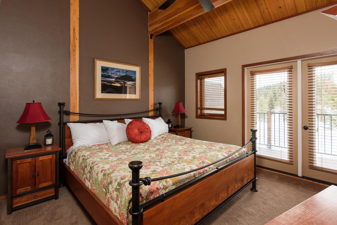 Bear Creek Lodge 麦考尔 外观 照片